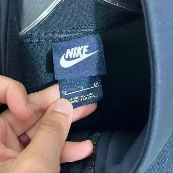 NIKE Men Track Jacket Blue Black and White | size XL - Picture 4 of 7